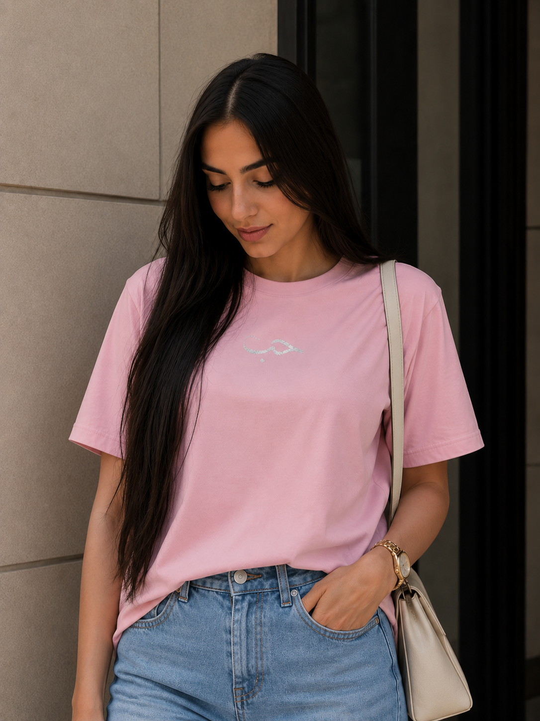 Womens Premium حب "Love" Relaxed Tee