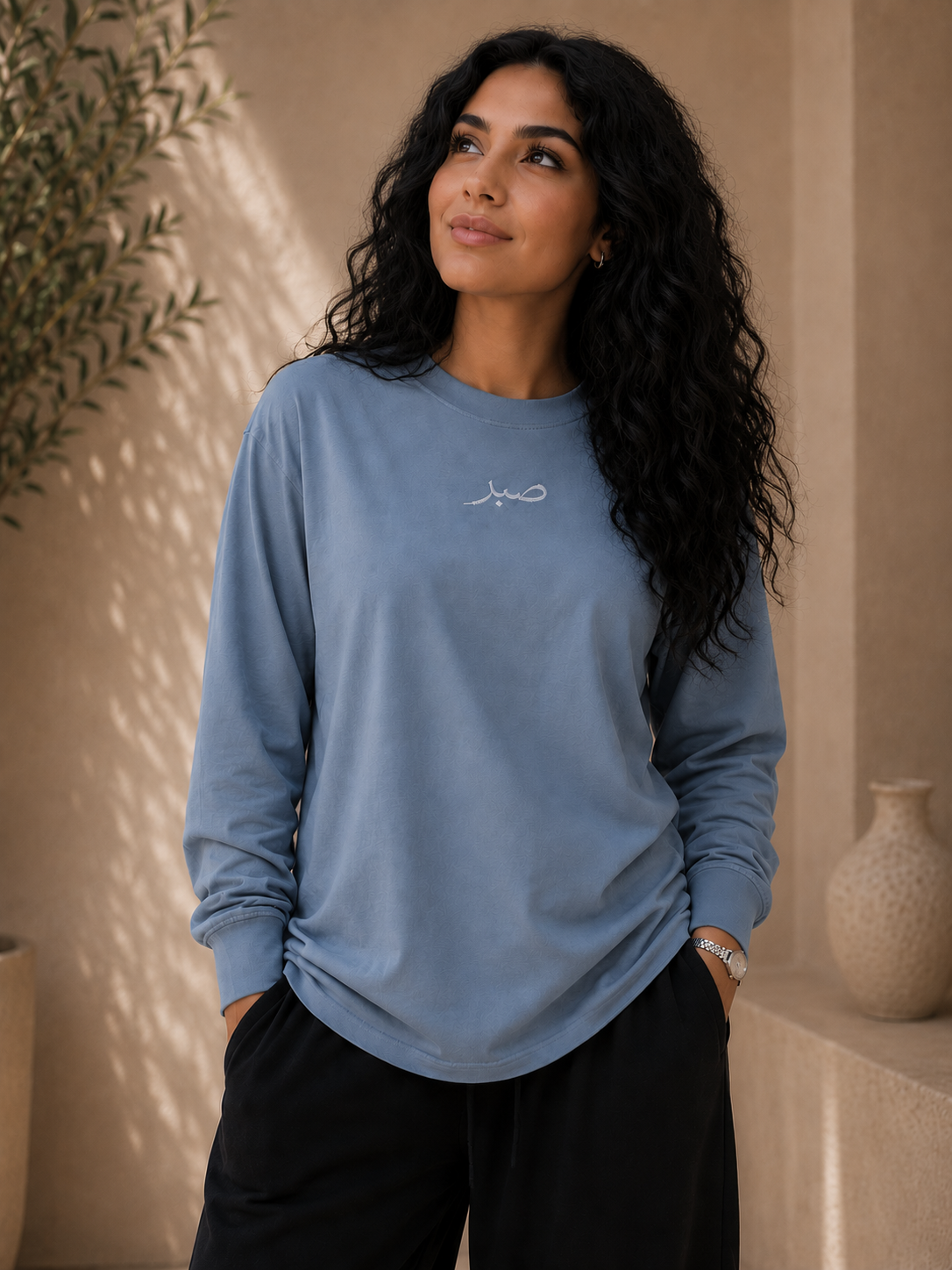 Womens Premium صبر "Patience" Relaxed Longsleeve Shirt